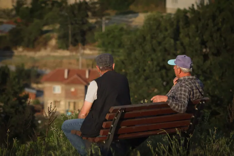 Two friends on a bench