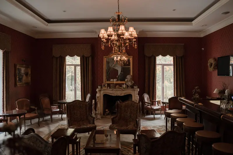 The library lounge under the chandelier