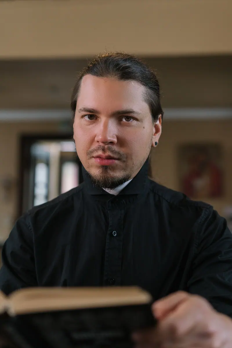Father Luke Barnes, Visiting chaplain