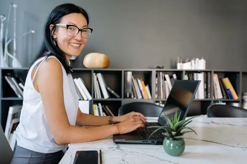 Sofia Navarro, Cottage Life Director