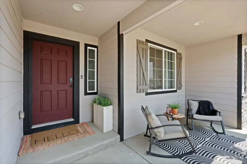 The front porch at Willow House