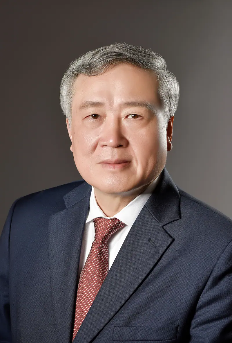 Henry Takahashi, MD, Medical Director